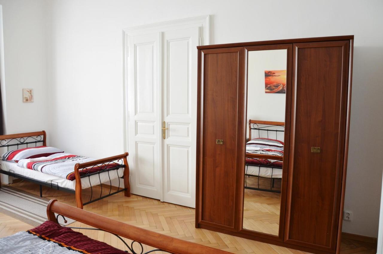 Apartment In The Heart Of Prague Ngoại thất bức ảnh